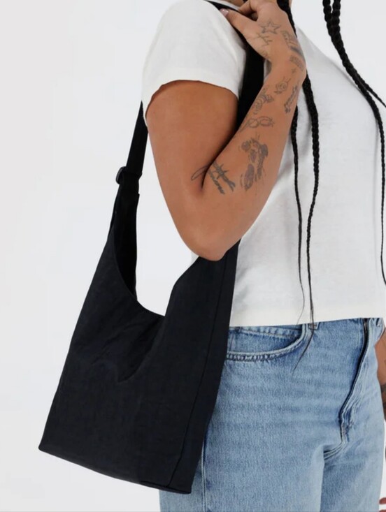 BAGGU Handbags - Small Nylon Sling Baggu